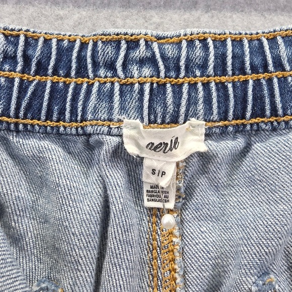 Aerie Distressed Denim Shorts Light Wash Raw Hem Elastic Back Size S - Picture 5 of 8